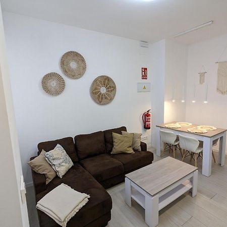 Quintana-Alcala Apartments มาดริด ภายนอก รูปภาพ